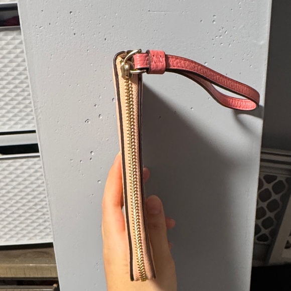 PINK COACH WRISLET - Picture 3 of 5